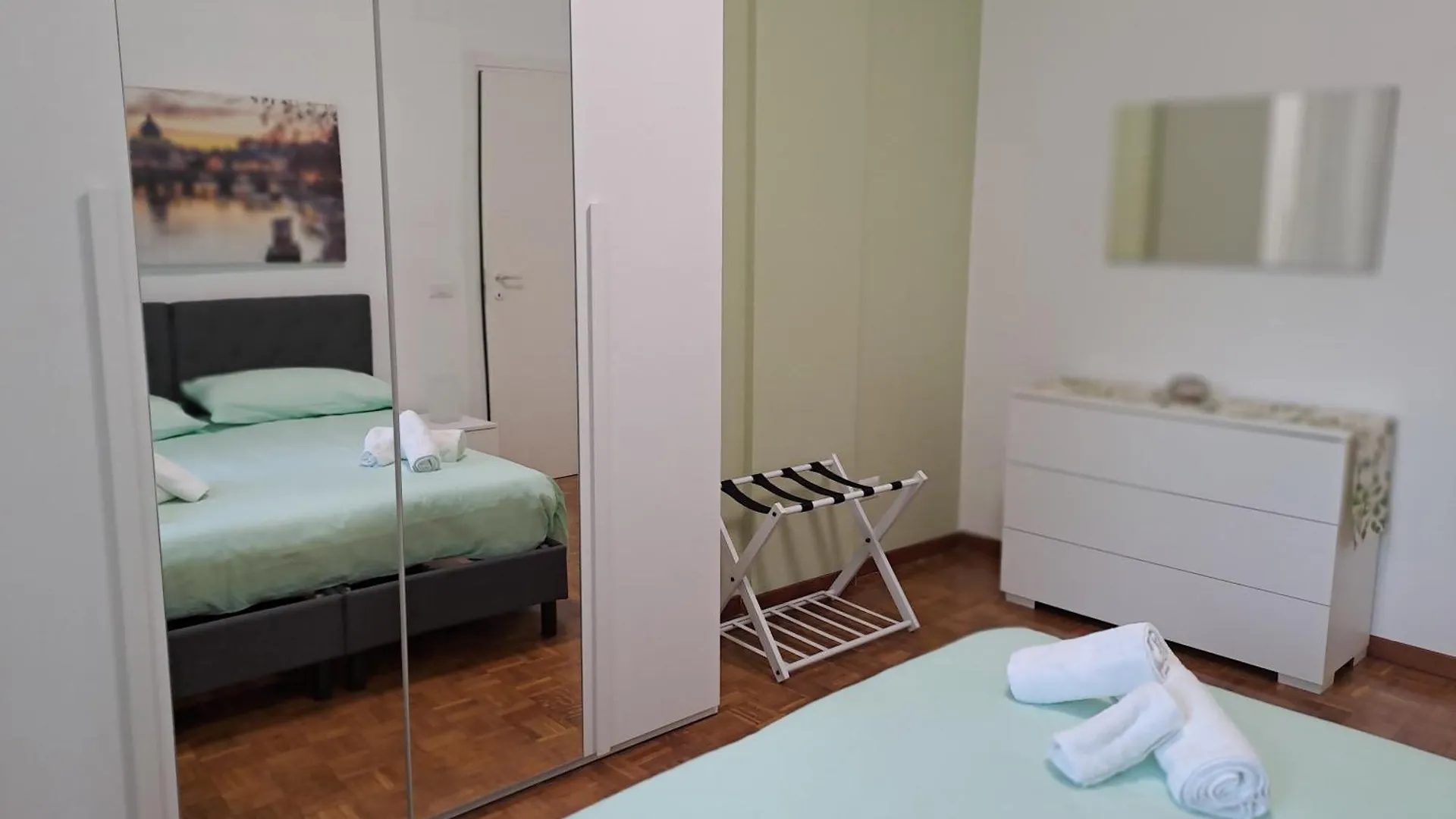 Mauri'S Home - Casamauri - Adiacente Metro C Rome 0*,  Italy